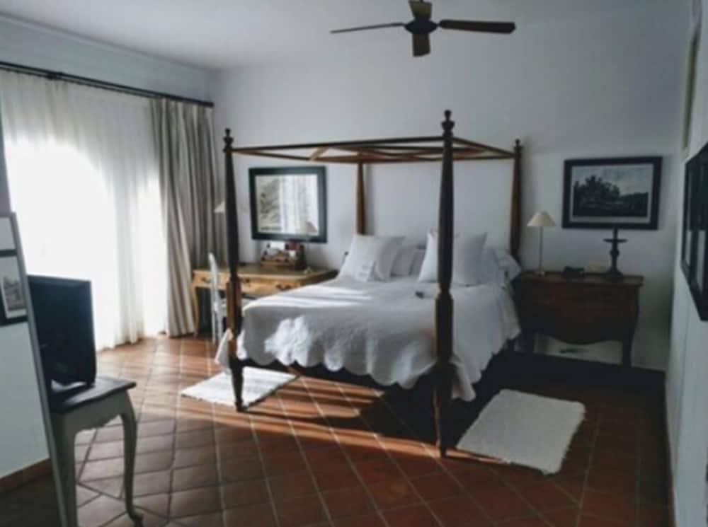B Bou Hotel Cortijo Bravo Velez Malaga Exteriör bild