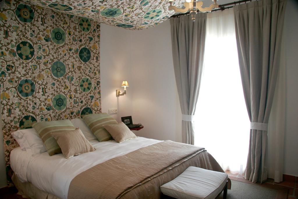 B Bou Hotel Cortijo Bravo Velez Malaga Exteriör bild