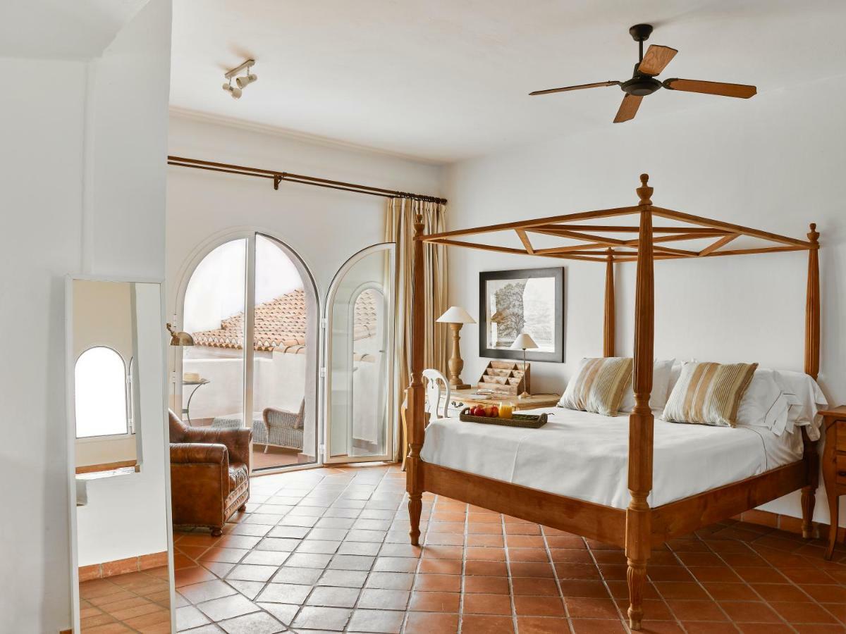 B Bou Hotel Cortijo Bravo Velez Malaga Exteriör bild